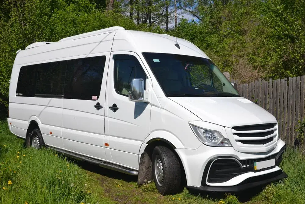 аренда мерседес спринтер 21 мест, оренда Mercedes Sprinter 21 місць, Rent a Minibus 21 seats, Mercedes Sprinter rental