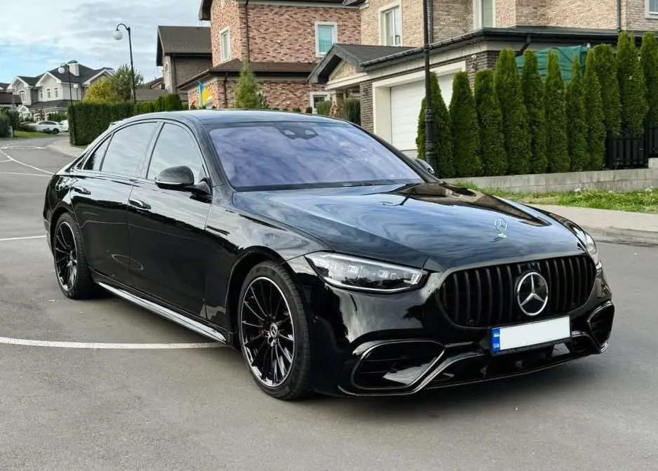 Оренда Mercedes S 580 AMG BiTurbo, аренда без водителя Mercedes S 580 AMG, rent Mercedes S 580 AMG
