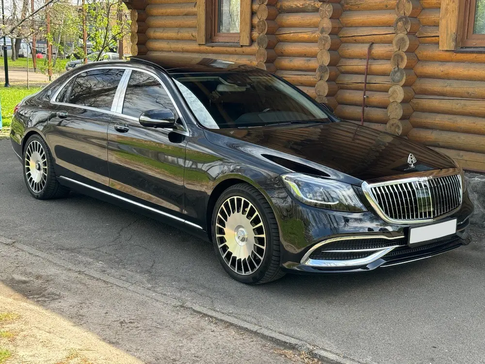 оренда VIP авто з водієм, аренда Мерседес Майбах с водителем, аренда Mercedes MAYBACH S560, Rent Mercedes MAYBACH with a driver, Mercedes MAYBACH rental