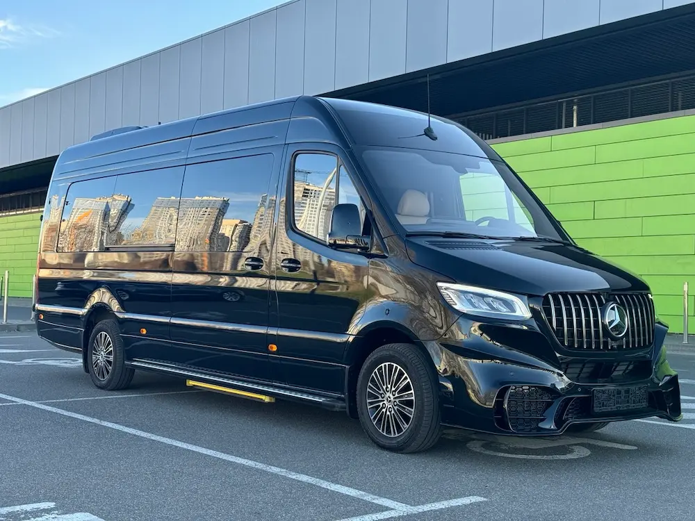 аренда Mercedes Sprinter 2025, Mercedes Sprinter w907 VIP class, Rent a minibus VIP class, Mercedes Sprinter 2025 трансфер до Європи